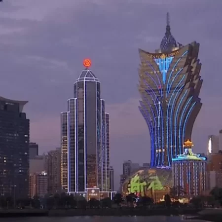 Macau Casino Closure Typhoon Ragasa: Impact on Tourism and Local Economy